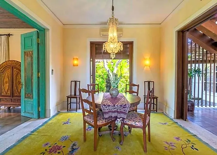 Classic Village 4 Bedroom Private Pool
