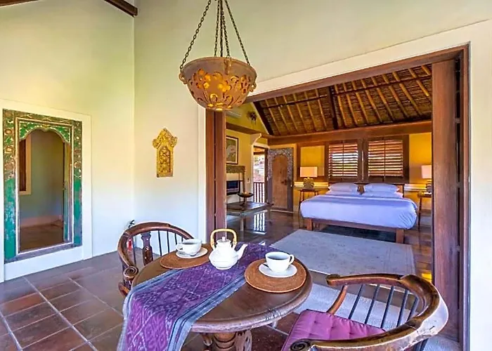 ホテル Classic Village 4 Bedroom Private Pool 4*