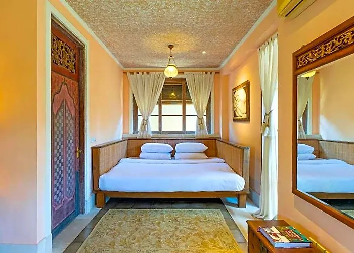 Classic Village 4 Bedroom Private Pool ホテル 4*